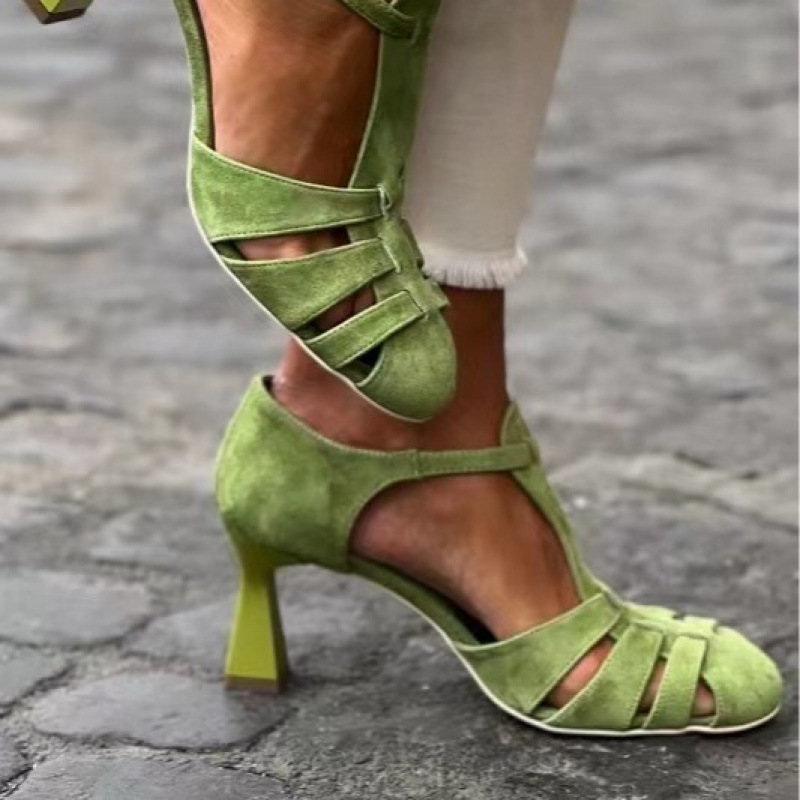 Summer Clothing Items - Sandalias de tacón bajo de gamuza